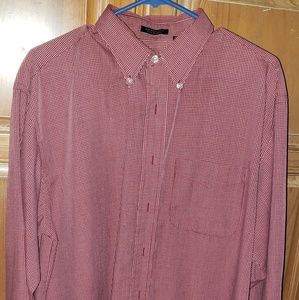 Long sleeve causal/dress shirt